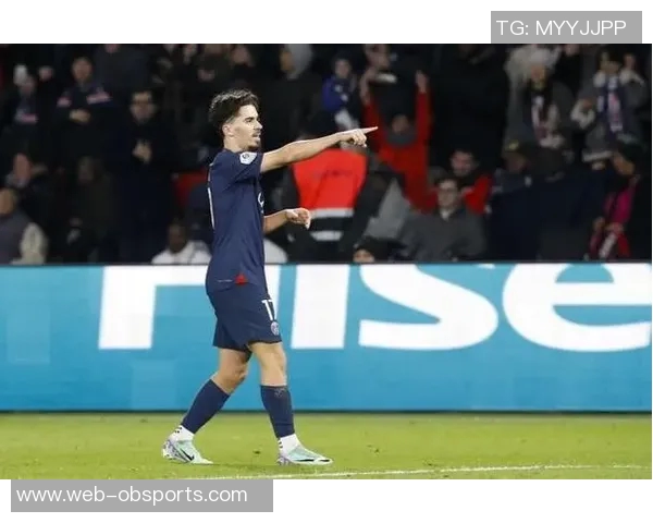 维蒂尼亚高度评价维拉蒂称其为全能中场的魔术师展现非凡才华