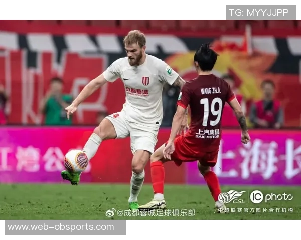 体坛动态:蓉城意外掉线退出争冠战斗申花仍有机会争夺冠军荣耀 体坛动态:蓉城意外掉线退出争冠战斗申花仍有机会争夺冠军荣耀