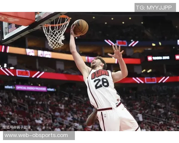马克西全场表现惊艳30分钟内17投10中砍下27分4篮板7助攻
