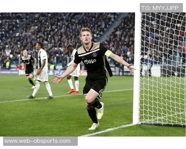 阿贾克斯现役青训阵容解析赫拉芬贝赫领衔德里赫特德容在列 阿贾克斯现役青训阵容解析赫拉芬贝赫领衔德里赫特德容在列