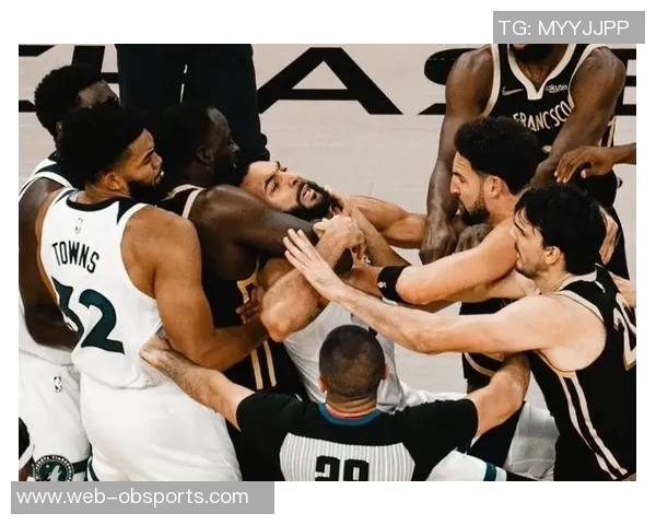 丹尼格林评论戈贝尔上赛季对湖人表现堪比张伯伦震撼数据 丹尼格林评论戈贝尔上赛季对湖人表现堪比张伯伦震撼数据