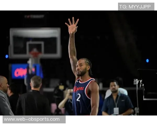 小卡生涯得分突破一万五快船急需他的得分助力